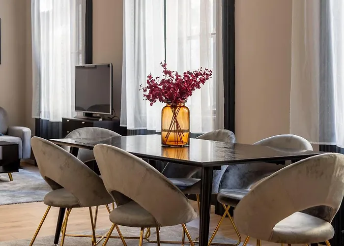 公寓 Luxurious & Spacious In The Kertesz Street