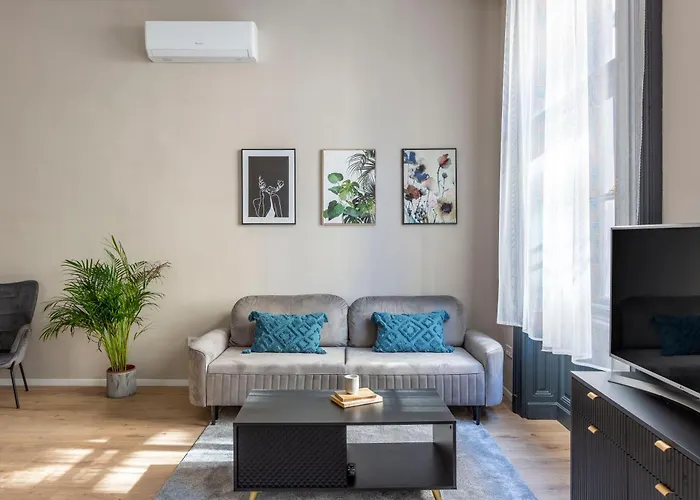 公寓 Luxurious & Spacious In The Kertesz Street 布达佩斯